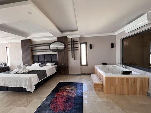 gece  -  Kasım
  | Kalkan Kördere’de Sonsuz Deniz Manzaralı, Isıtmalı Havuzlu Lüks Villa